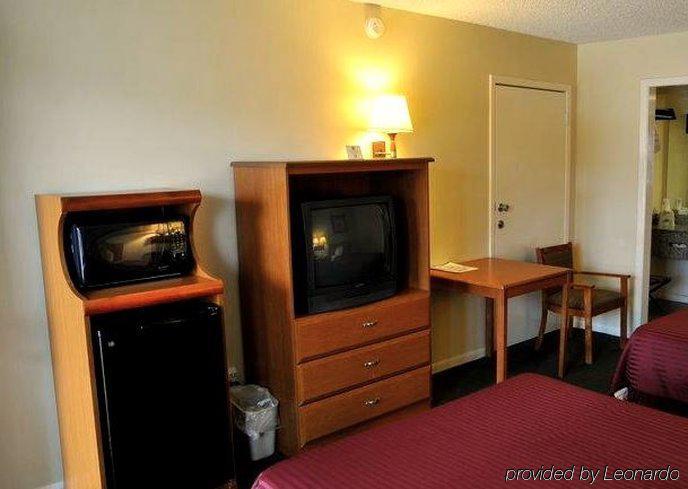 The Winnfield Lodge Bagian luar foto