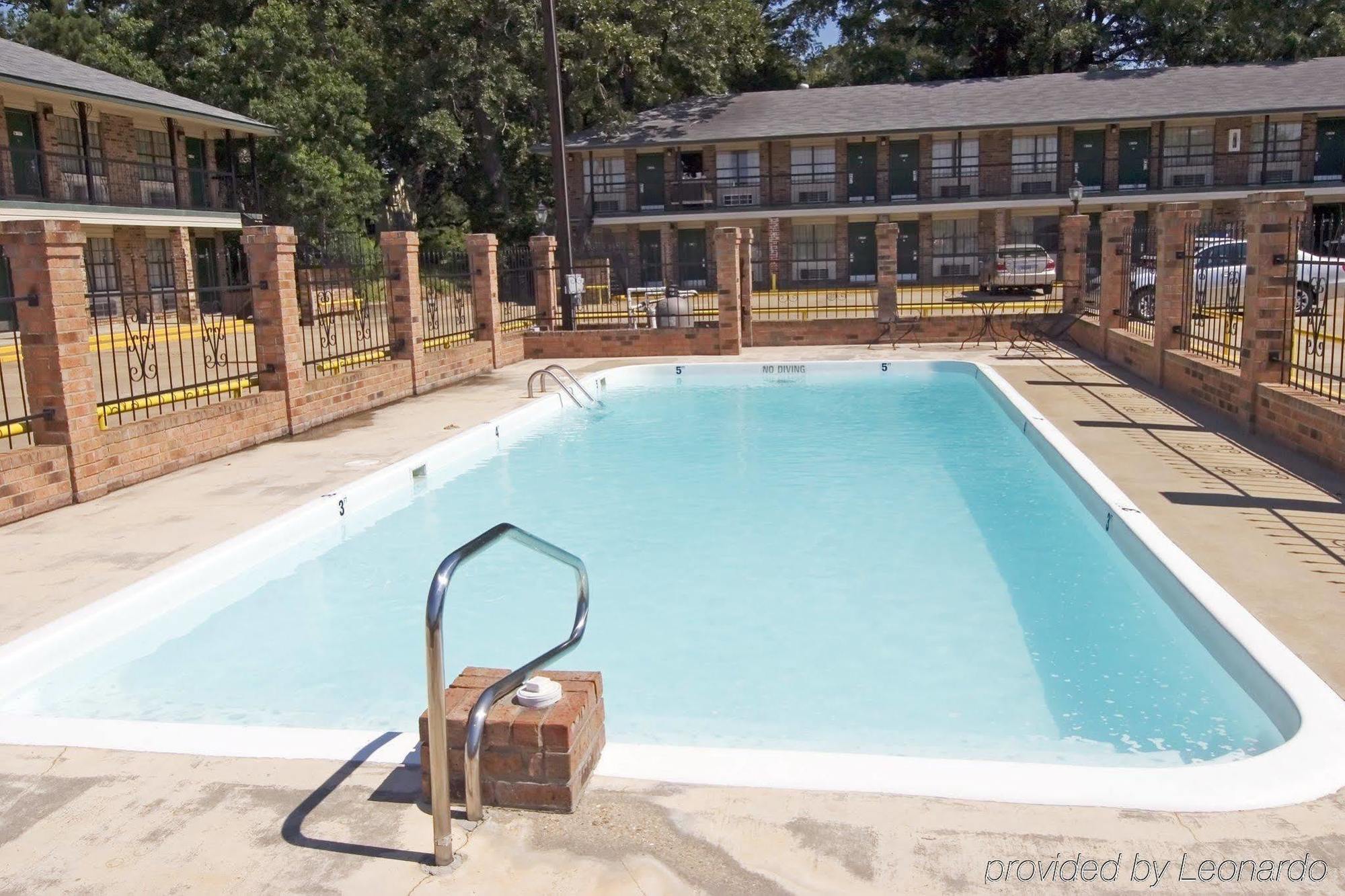 The Winnfield Lodge Bagian luar foto