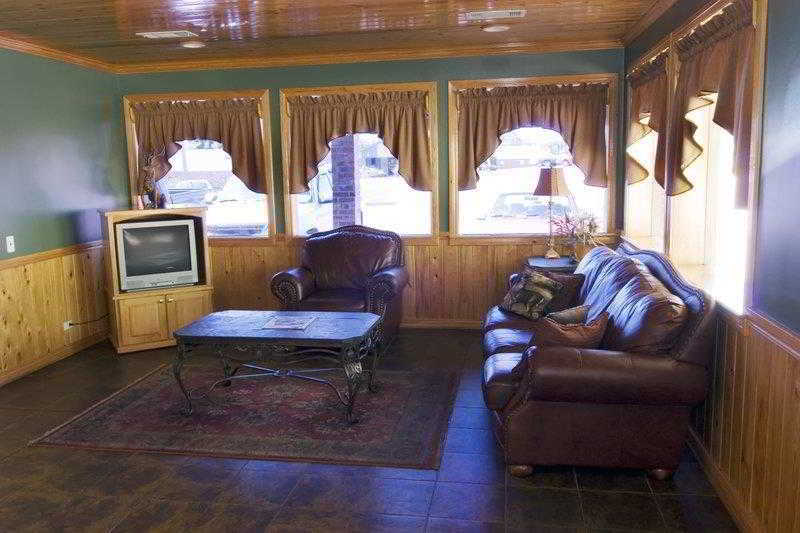 The Winnfield Lodge Bagian luar foto