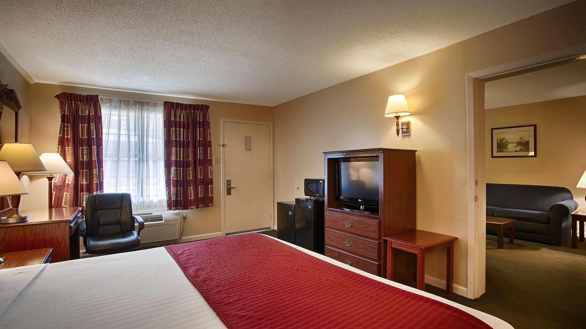 The Winnfield Lodge Bagian luar foto